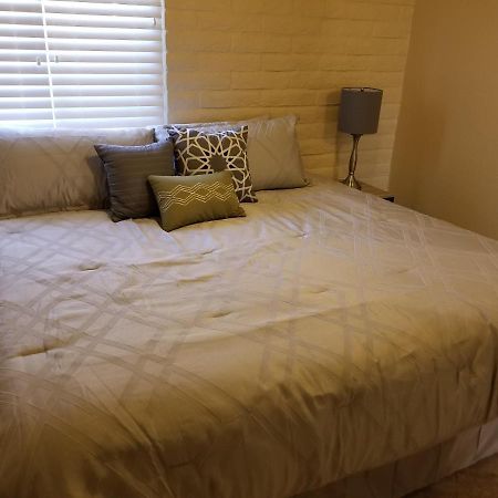 Tucson Airport Oasis Apartment ภายนอก รูปภาพ